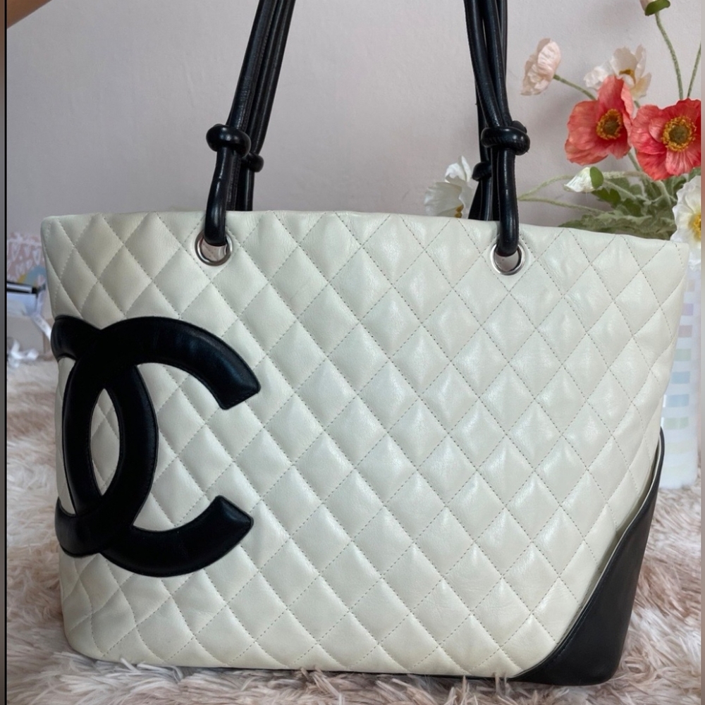 💯% Authentic Chanal Tote